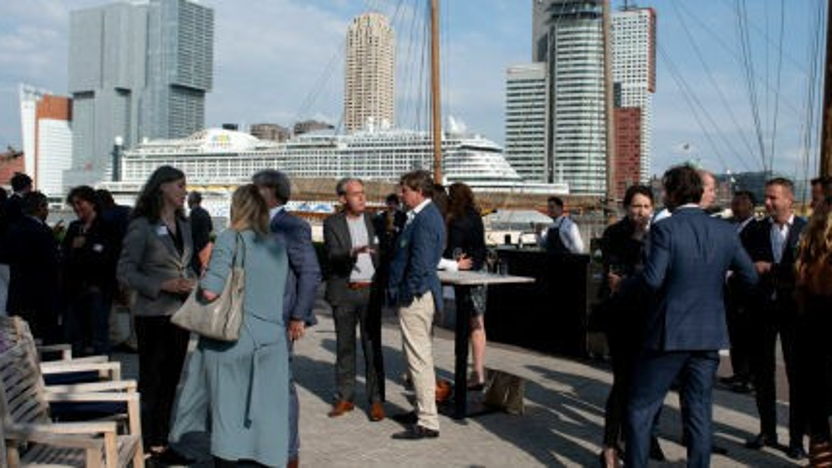 Rotterdam: Invloed aan de Maas borrel